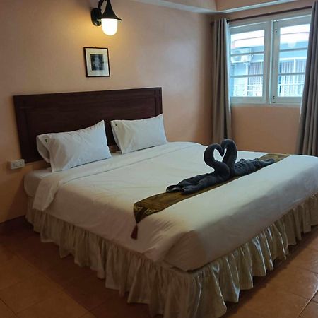 Nid Huahin Hotel Экстерьер фото