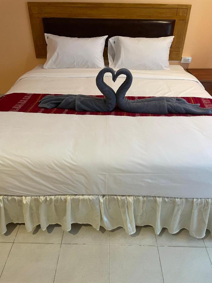 Nid Huahin Hotel Экстерьер фото
