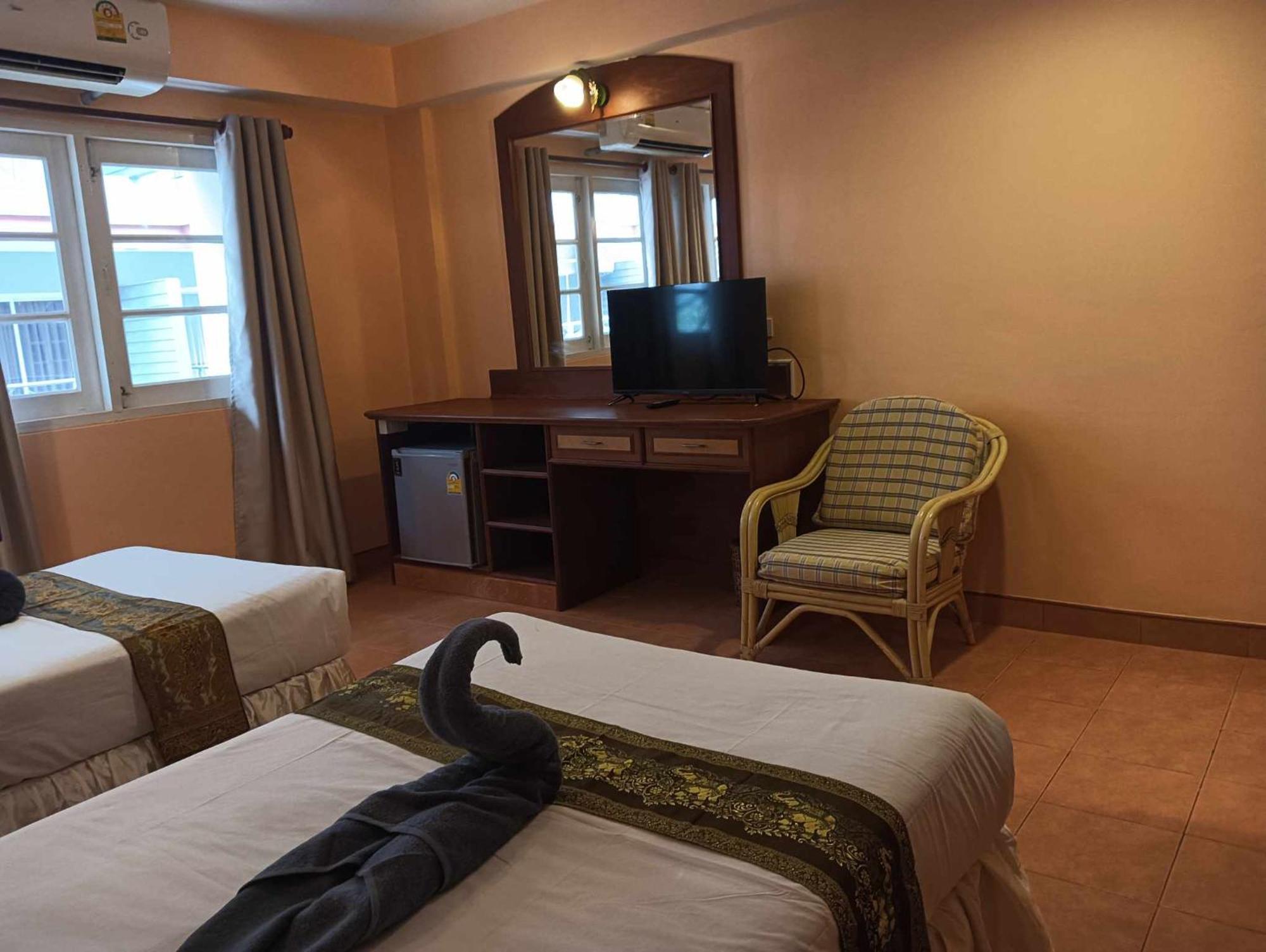 Nid Huahin Hotel Экстерьер фото